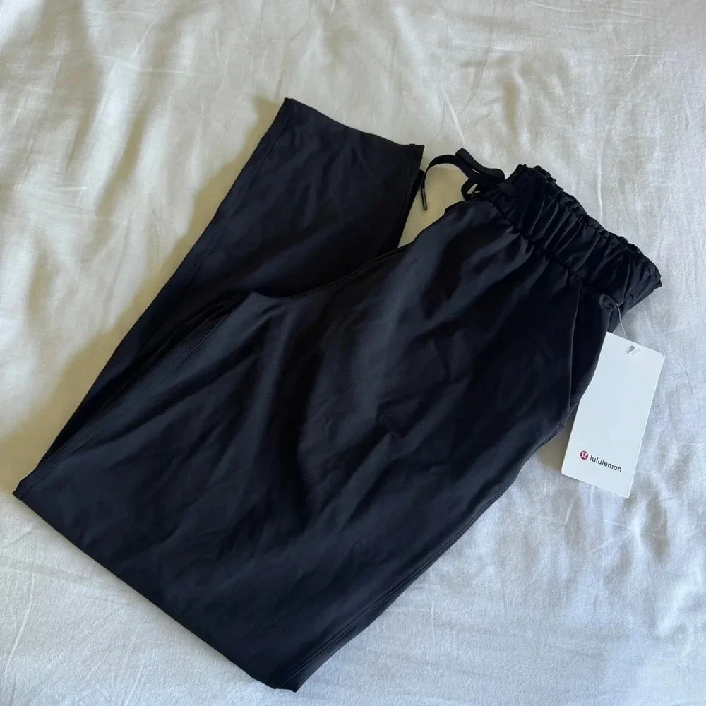 🆕🖤 Lululemon Keep Moving Pant Black